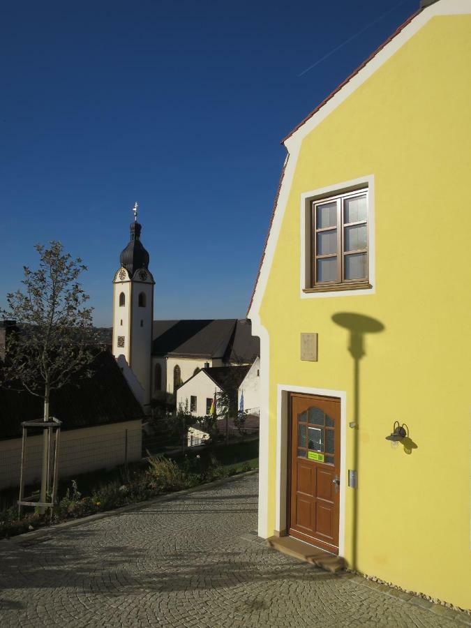 Ferienwohnung Am Blasturm Schwandorf Esterno foto